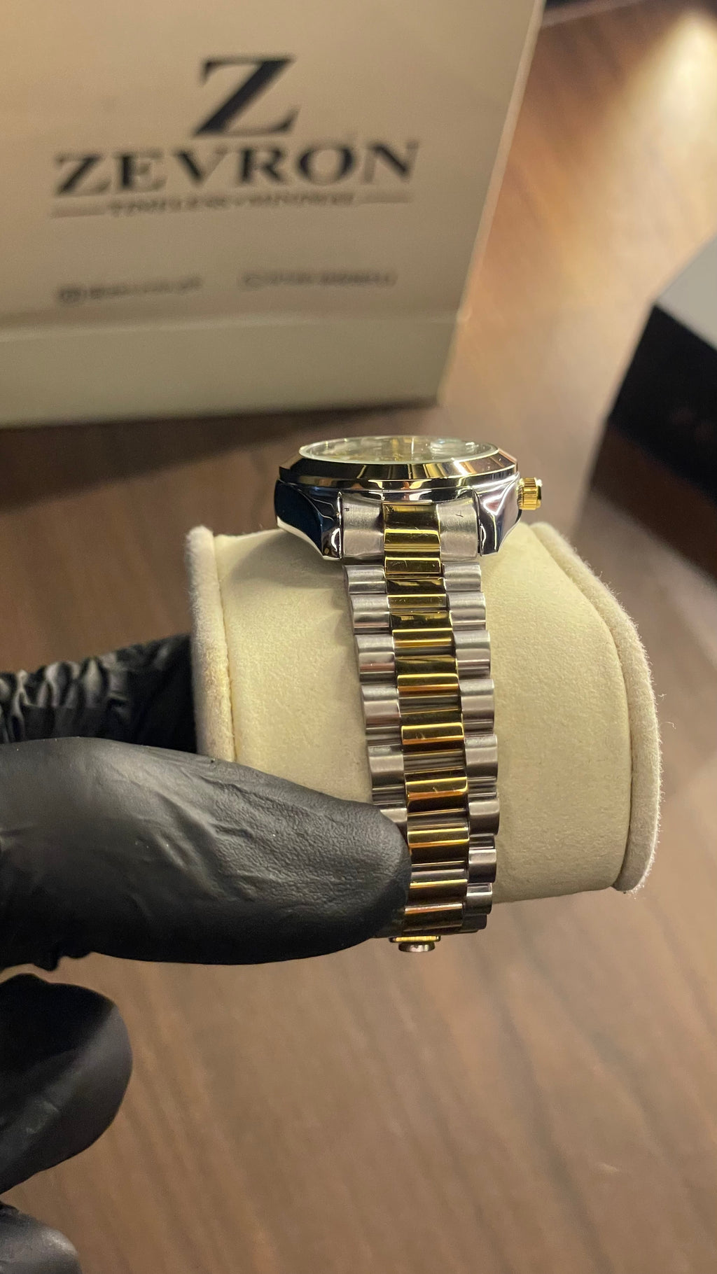 Ladies Rolex Jubilee Chain Watch